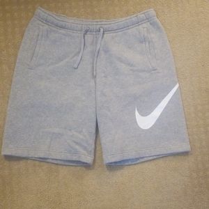 Nike mens athletic shorts Size L